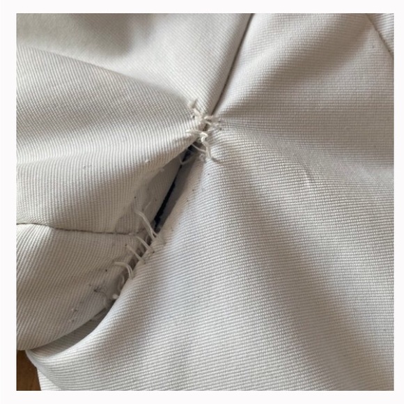 COPY - Beautiful white women’s   winter parka. Size Small - Picture 7 of 7